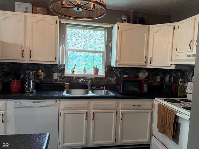 929 S Grant Street, Martinsville, IN 46151