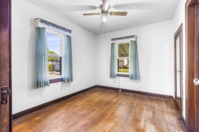 1533 W Highland Boulevard, Battle Creek, MI 49015