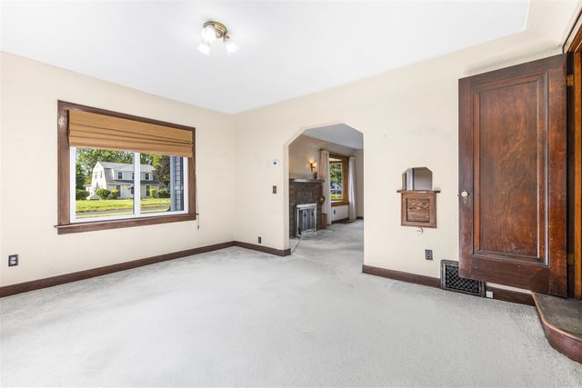 1533 W Highland Boulevard, Battle Creek, MI 49015