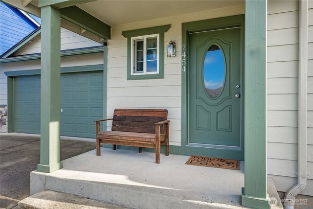 7454 Sole Drive, Blaine, WA 98230