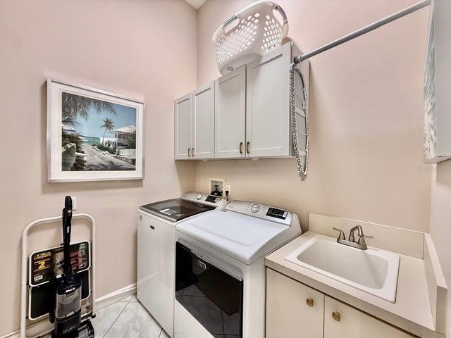 1605 SAND KEY ESTATES COURT, Clearwater, FL 33767