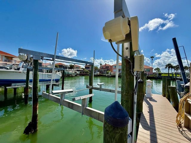 1605 SAND KEY ESTATES COURT, Clearwater, FL 33767