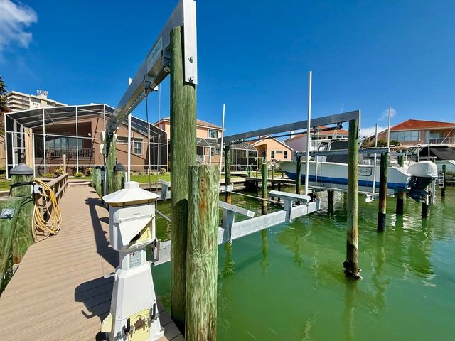 1605 SAND KEY ESTATES COURT, Clearwater, FL 33767