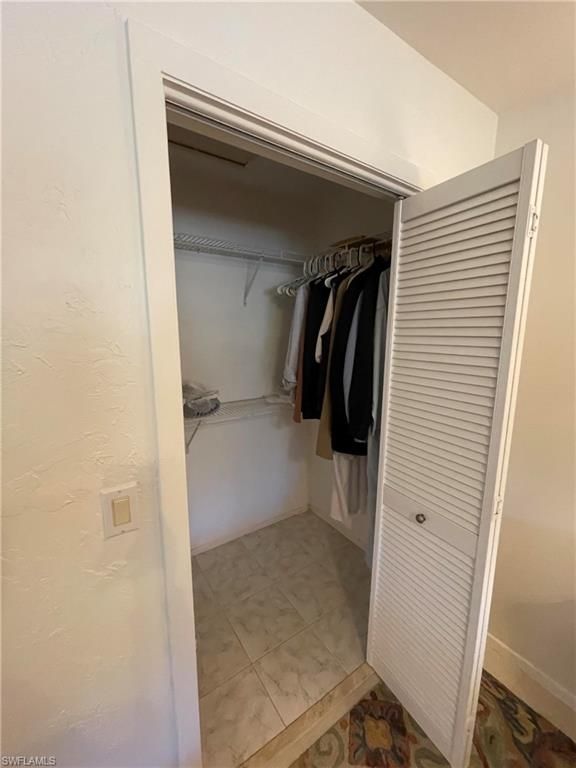 1095 Pine Isle LN 1095, NAPLES, FL 34112 — photo 5