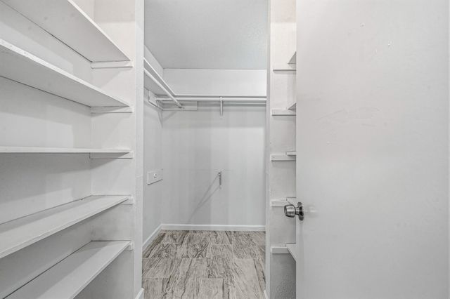 13118 Birch Grove Drive, Houston, TX 77099