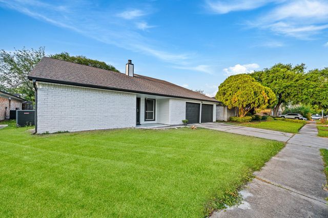 13118 Birch Grove Drive, Houston, TX 77099