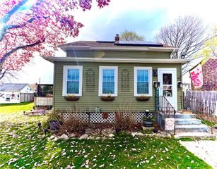 37 Aldrich Street, West Warwick, RI 02893