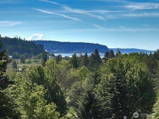 2441 Hillis Drive, Langley, WA 98260