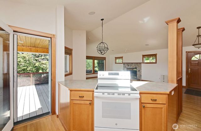 2441 Hillis Drive, Langley, WA 98260