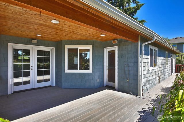 2441 Hillis Drive, Langley, WA 98260