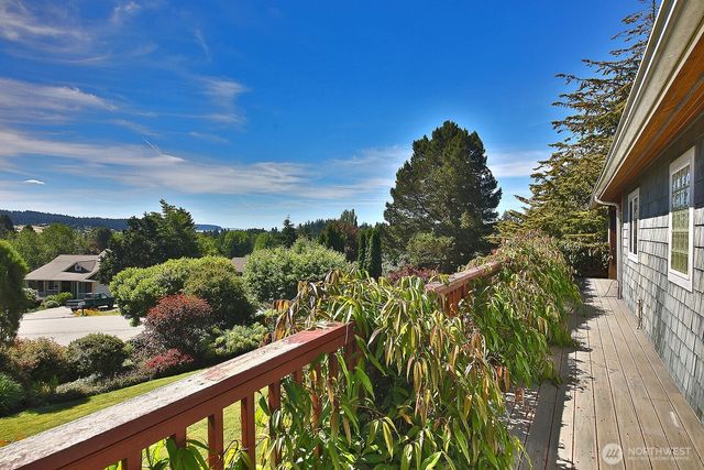2441 Hillis Drive, Langley, WA 98260