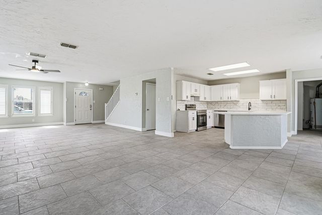 2 Pinon Court, Odessa, TX 79765