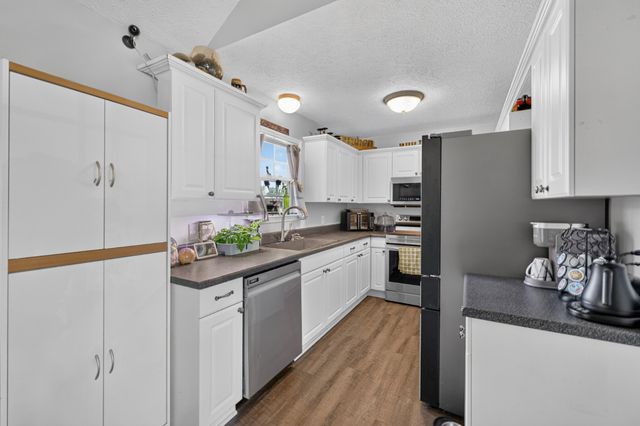 111 Bryan James Ln, Portland, TN 37148