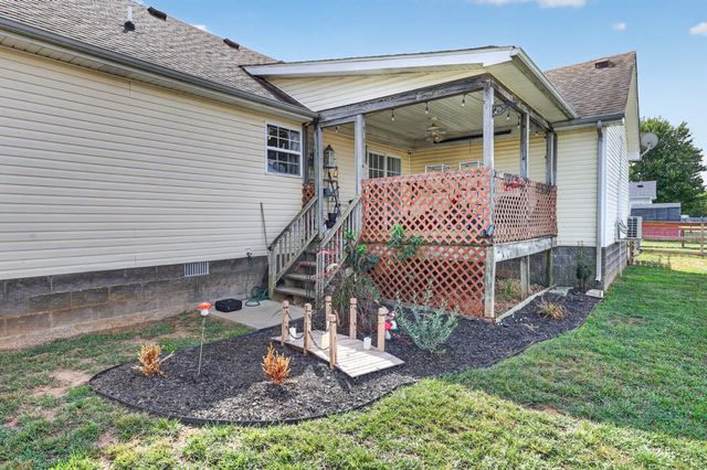 111 Bryan James Ln, Portland, TN 37148