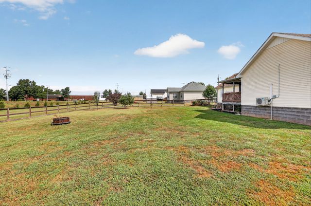 111 Bryan James Ln, Portland, TN 37148