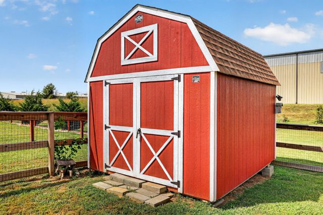 111 Bryan James Ln, Portland, TN 37148