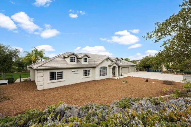 30012 Mckenna Heights, Valley Center, CA 92082