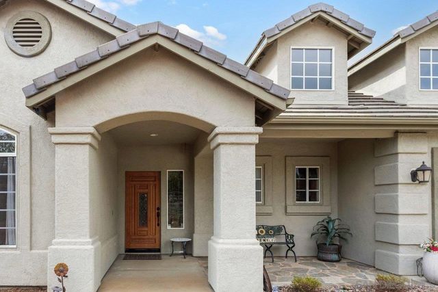 30012 Mckenna Heights, Valley Center, CA 92082