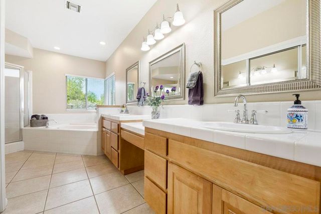 30012 Mckenna Heights, Valley Center, CA 92082