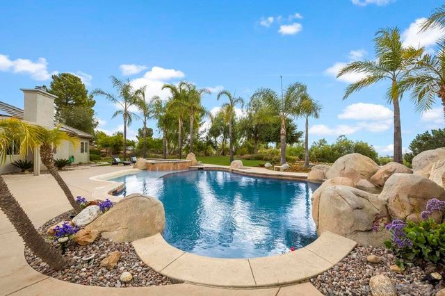 30012 Mckenna Heights, Valley Center, CA 92082