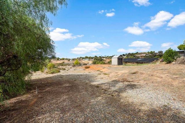 30012 Mckenna Heights, Valley Center, CA 92082