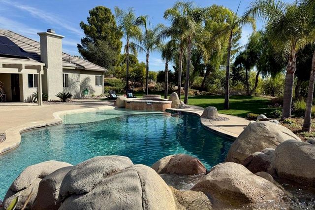 30012 Mckenna Heights, Valley Center, CA 92082