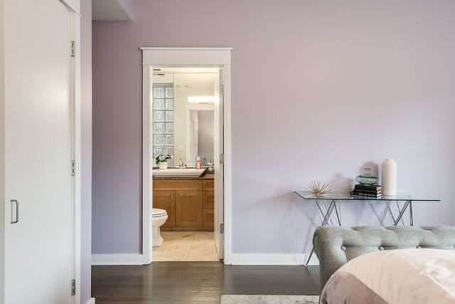 1123 W Chestnut Street 2E, Chicago, IL 60642