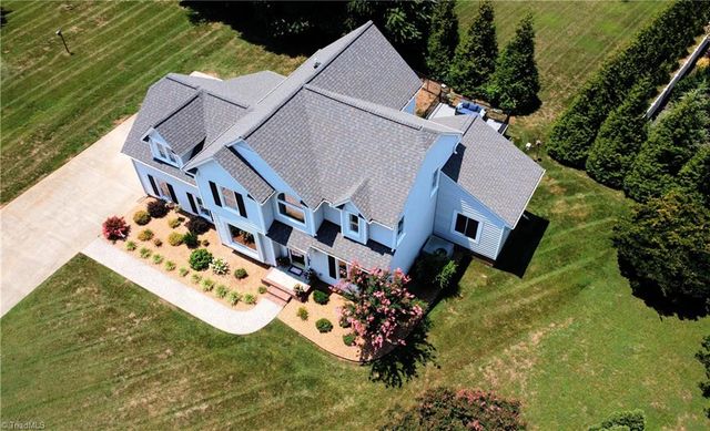 111 Lonetree Court, Advance, NC 27006