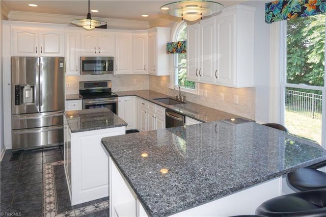 111 Lonetree Court, Advance, NC 27006