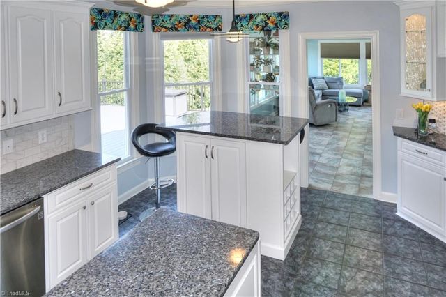 111 Lonetree Court, Advance, NC 27006