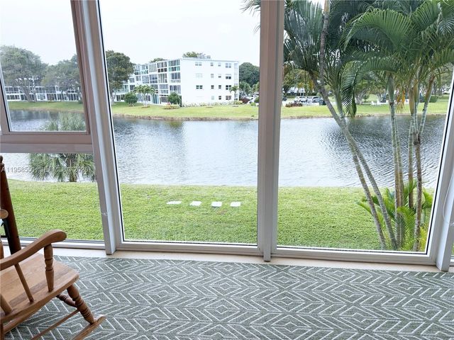 2130 Cambridge F 213o, Deerfield Beach, FL 33442