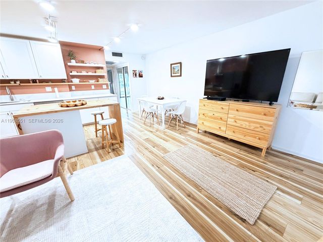 2130 Cambridge F 213o, Deerfield Beach, FL 33442