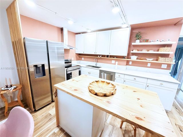 2130 Cambridge F 213o, Deerfield Beach, FL 33442