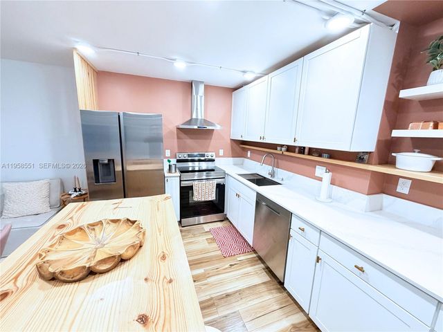 2130 Cambridge F 213o, Deerfield Beach, FL 33442