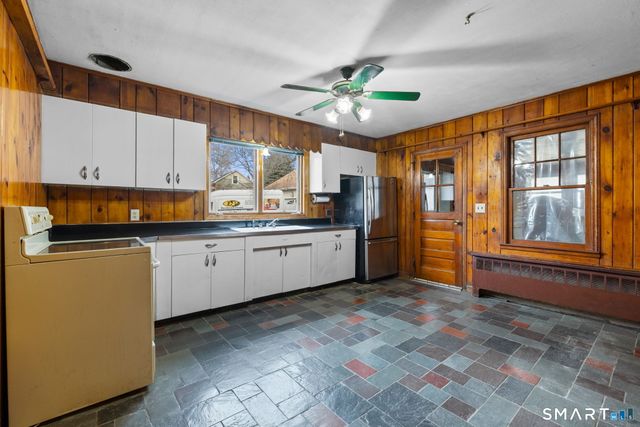 110 Wilkins Avenue, Bridgeport, CT 06606