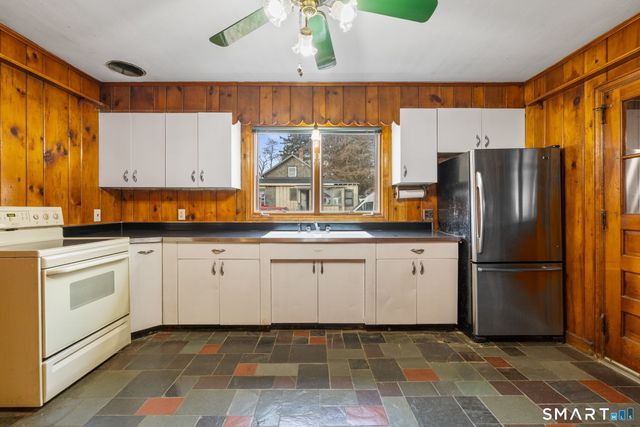 110 Wilkins Avenue, Bridgeport, CT 06606