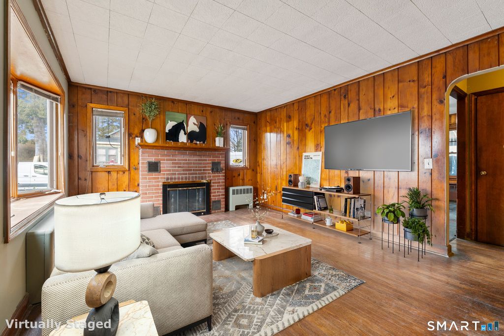 110 Wilkins Avenue, Bridgeport, CT 06606