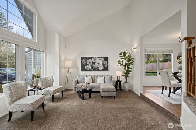 24908 Lake Wilderness Country Club Drive SE, Maple Valley, WA 98038