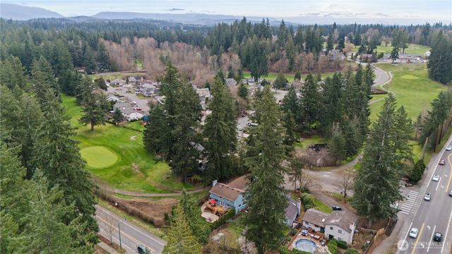 24908 Lake Wilderness Country Club Drive SE, Maple Valley, WA 98038