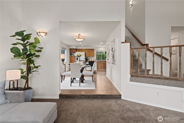 24908 Lake Wilderness Country Club Drive SE, Maple Valley, WA 98038