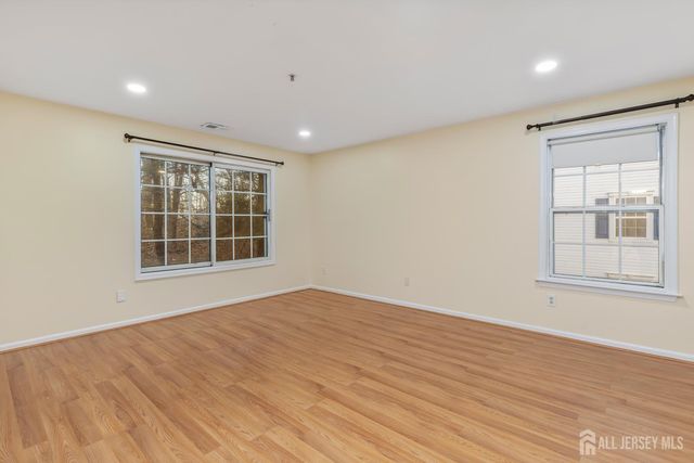 828 Waterford Drive, Edison, NJ 08817