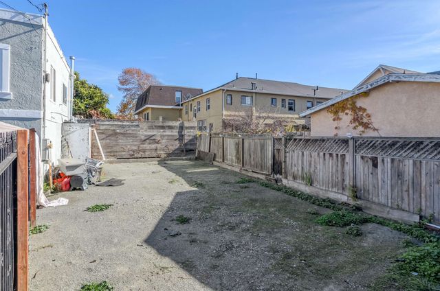 420 5th St, Richmond, CA 94801