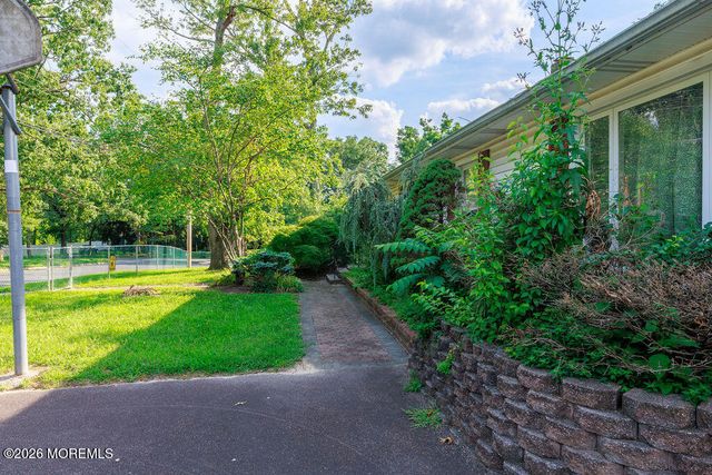 614 Caranetta Drive, Lakewood, NJ 08701