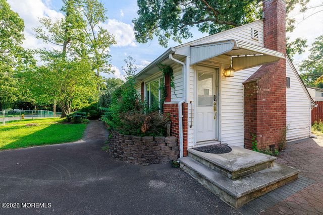 614 Caranetta Drive, Lakewood, NJ 08701