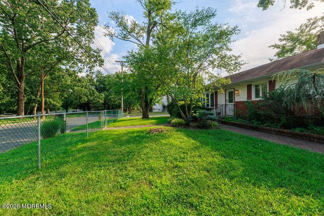 614 Caranetta Drive, Lakewood, NJ 08701