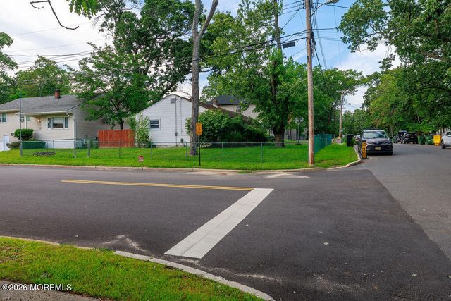 614 Caranetta Drive, Lakewood, NJ 08701