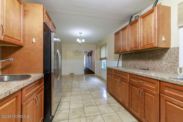 614 Caranetta Drive, Lakewood, NJ 08701