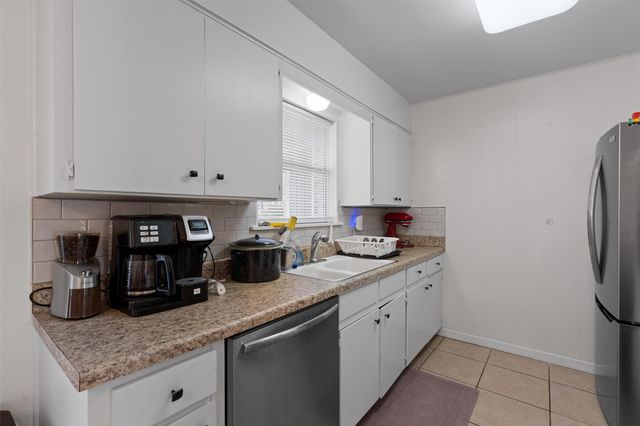 8204 Easter CV, Austin, TX 78757