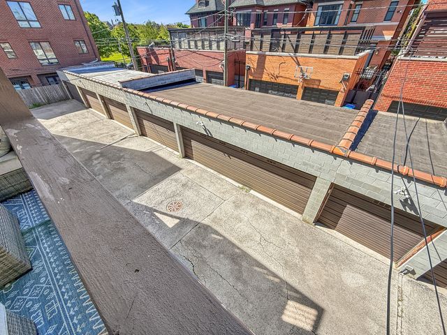 1726 W Diversey Parkway 2E, Chicago, IL 60614