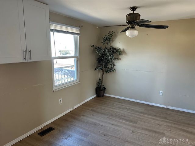 106 Walden Farm Circle, Englewood, OH 45322